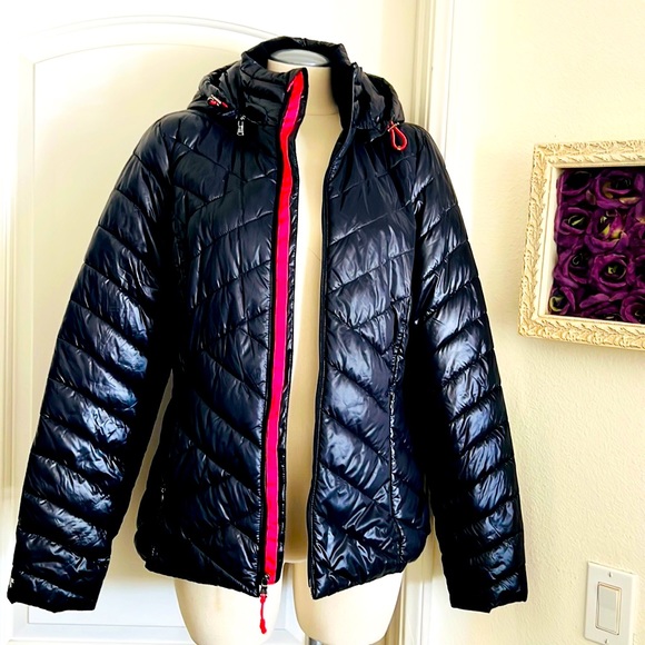 Tek Gear~PufferJacket With Detachable Hood - Picture 3 of 12